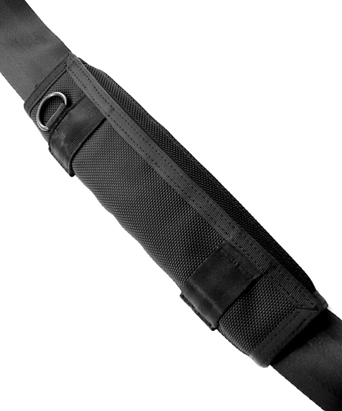 PORTER(ポーター)の「PORTER HEAT MESSENGER BAG LARGE <B印 YOSHIDA SELECT>(メッセンジャーバッグ・メンズ・ブラック・ONE SIZE)」の9枚目の写真