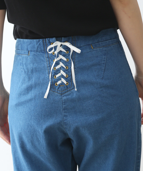 36Quatre-Neuf(カトルナフ)の「ウォッシュデニムパンツ(デニムパンツ・レディース・サックスブルー/ネイビー・36/38/40)」の5枚目の写真