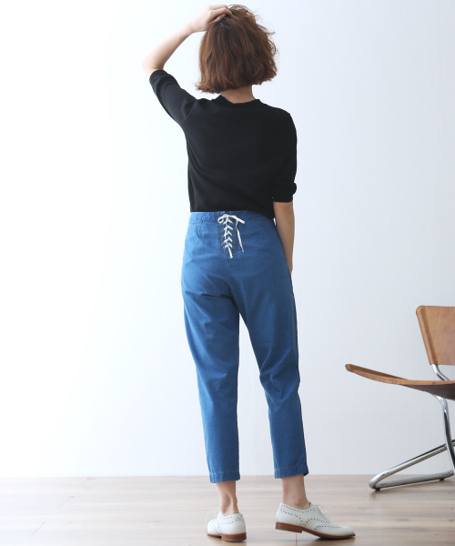 36Quatre-Neuf(カトルナフ)の「ウォッシュデニムパンツ(デニムパンツ・レディース・サックスブルー/ネイビー・36/38/40)」の10枚目の写真