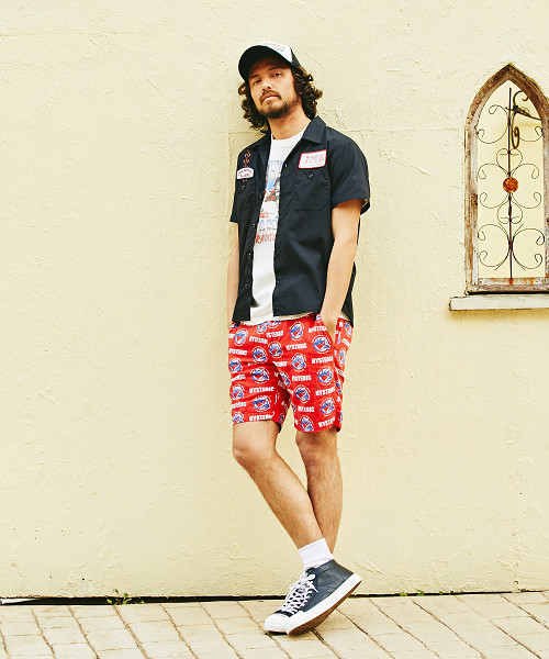 HYSTERIC GLAMOUR（ヒステリックグラマー）の「PARADISE CLUB プリント Tシャツ（Tシャツ/カットソー・メンズ・ホワイト/ネイビー/チャコールグレー・X-SMALL/SMALL/MEDIUM/LARGE）」の4枚目の写真