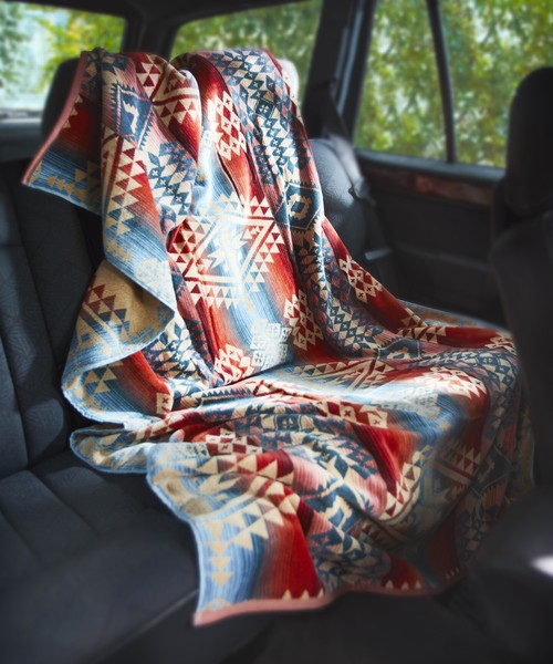PENDLETON（ペンドルトン）の「ペンドルトン　Oversized Jacquard Towels　ジャガードタオル（ブランケット・レディース・A/G/F/E/D/C/B/J/L/K/H/I/N/P/O/M・ONE SIZE）」の8枚目の写真