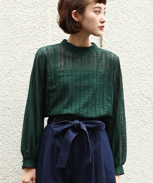 LOWRYS FARM（ローリーズファーム）の「ストライプレースハイネック　769227 （Tシャツ/カットソー・レディース・ブラック/カーキ/ピンク/オフホワイト・MEDIUM/LARGE）」の4枚目の写真