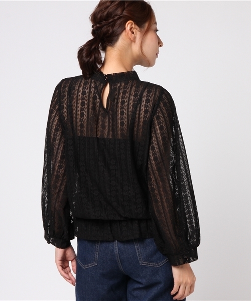 LOWRYS FARM（ローリーズファーム）の「ストライプレースハイネック　769227 （Tシャツ/カットソー・レディース・ブラック/カーキ/ピンク/オフホワイト・MEDIUM/LARGE）」の7枚目の写真