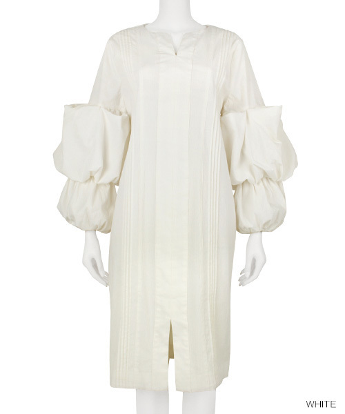 RANDA（ランダ）の「ボリュームデザインスリーブワンピース（ワンピース・レディース・ホワイト/カーキ/チェック・0/1）」の6枚目の写真