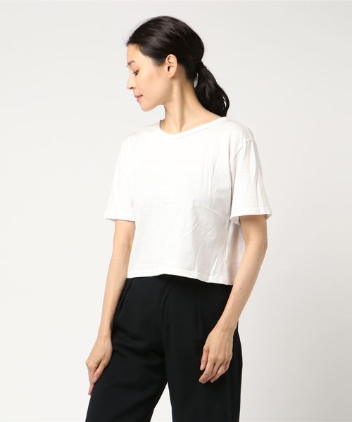 Re:EDIT（リエディ）の「バックリボン背中開きカットソートップス（T