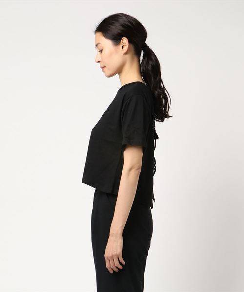 Re:EDIT（リエディ）の「バックリボン背中開きカットソートップス（T