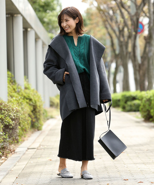 LIPSTAR（リップスター）の「フェイクレザーミニトートバック（ハンドバッグ・レディース・ブラック/ベージュ・M）」の8枚目の写真