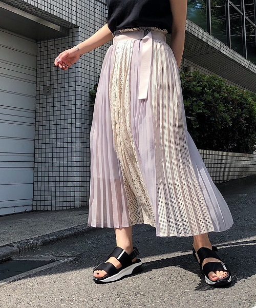 PAGEBOY シアーブリーチデニムスカート　※ソアラ PAGEBOY（ページボーイ）の「シアーブリーチデニムスカート
