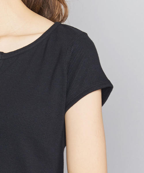 BEAUTY&YOUTH UNITED ARROWS（ビューティーアンドユースユナイテッドアローズ）の「BY コットンテレコスキッパーTシャツ（Tシャツ/カットソー・レディース・モカ/ブラック/ホワイト・FREE）」の6枚目の写真