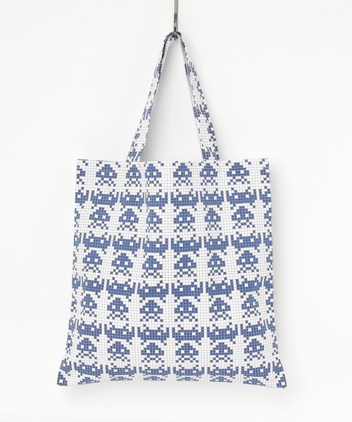 FABRICK(ファブリック)の「FABRICK【SPACE INVADERS】SIMPLE TOTE BAG(トートバッグ・メンズ・マルチ・ONE SIZE)」の2枚目の写真