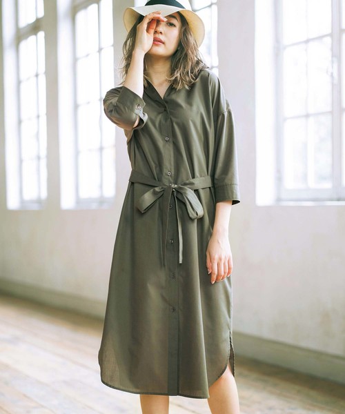 GeeRA(ジーラ)の「リボン付スキッパーシャツワンピース(シャツワンピース)」|カーキ