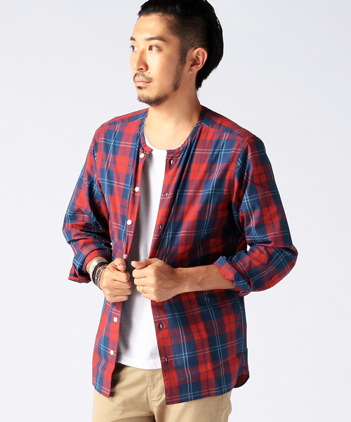 BEAMS(ビームス)の「◎BEAMS / チェック ノーカラー シャツ(シャツ/ブラウス・メンズ・レッド/ブルー・MEDIUM/LARGE/SMALL)」の2枚目の写真