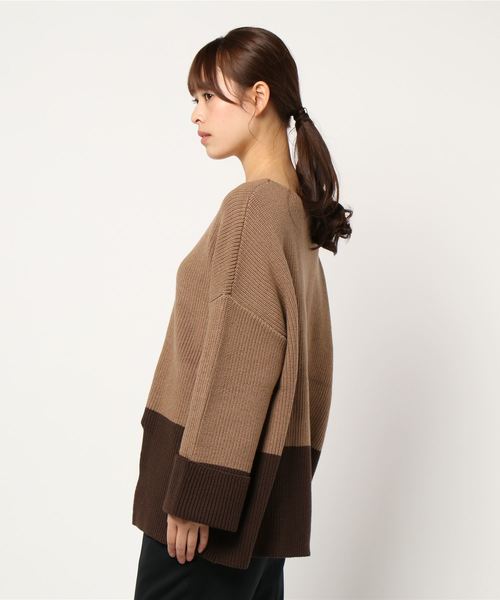 rienda(リエンダ)の「Bicolor Knit Slit TOP-R/バイカラー rienda(リエンダ)の「Bicolor Knit Slit TOP-R/バイカラー