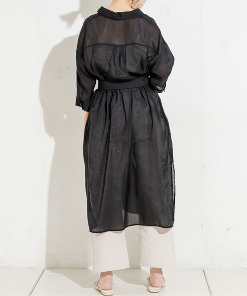 natural couture（ナチュラルクチュール）の「シアーロングシャツワンピース（ワンピース・レディース・オフホワイト/ブラック/ミント/ラベンダー・FREE）」の22枚目の写真
