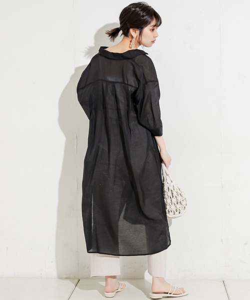 natural couture（ナチュラルクチュール）の「シアーロングシャツワンピース（ワンピース・レディース・オフホワイト/ブラック/ミント/ラベンダー・FREE）」の5枚目の写真