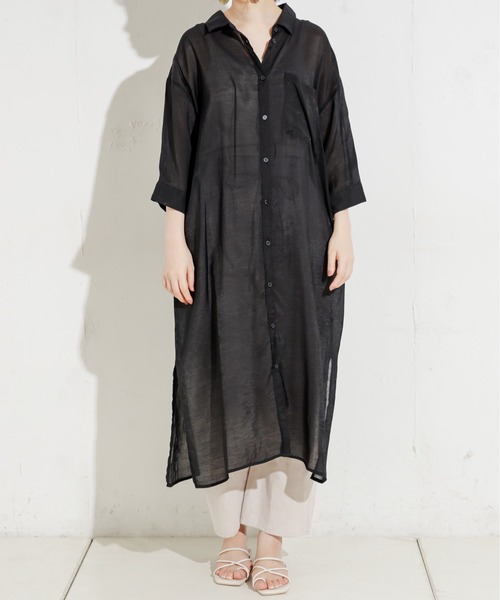 natural couture（ナチュラルクチュール）の「シアーロングシャツワンピース（ワンピース・レディース・オフホワイト/ブラック/ミント/ラベンダー・FREE）」の11枚目の写真