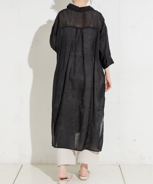 natural couture（ナチュラルクチュール）の「シアーロングシャツワンピース（ワンピース・レディース・オフホワイト/ブラック/ミント/ラベンダー・FREE）」の18枚目の写真