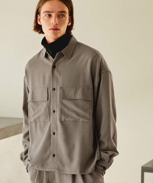 EMMA CLOTHES（エマクローズ）の「【セットアップ】ブライトポプリン レギュラーカラーシャツジャケット L/S オーバーサイズ CPOシャツJKT＆ワイドアンクルシェフパンツ ワンマイルウェア（セットアップ・メンズ・ブラック/ベージュ/ブラウン/ベージュ系その他/グリーン系その他/グレイッシュベージュ/キナリ/ライラック/グレイッシュブルー・S/M/L）」の15枚目の写真