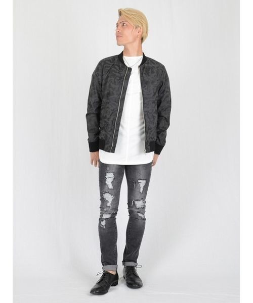 REGIEVO(レジエボ)の「REGIEVO カモフラ柄MA-1(MA-1・メンズ・ブラック/カーキ・M/L/XL)」の14枚目の写真