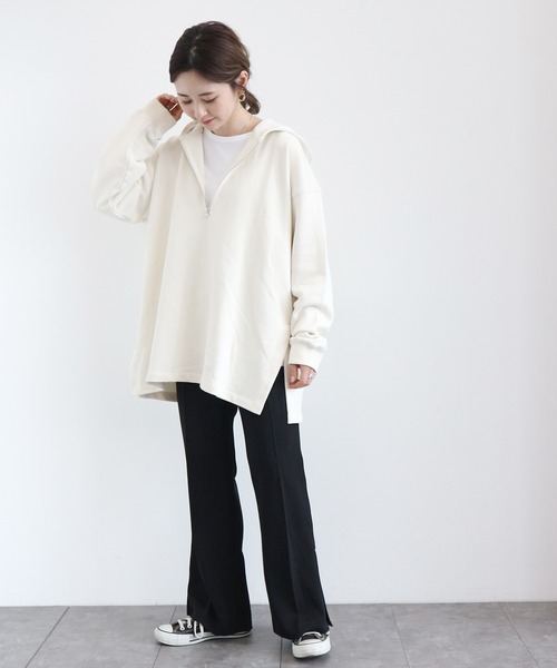 AMERICAN HOLIC（アメリカンホリック）の「ハーフZIP裏毛サイドスリットチュニック ＊（スウェット・レディース・オフホワイト/ライトグレー/チャコールグレー/ライトベージュ・FREE）」の6枚目の写真