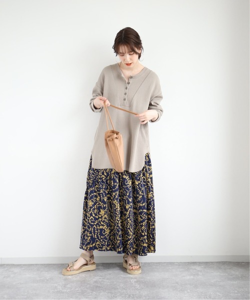 Bonum(ボナム)の「ヘムフレアマルチフラワースカート(スカート・レディース・ブラック/ネイビー/ピンク・FREE)」の11枚目の写真