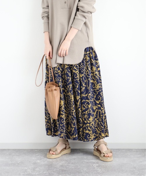 Bonum(ボナム)の「ヘムフレアマルチフラワースカート(スカート・レディース・ブラック/ネイビー/ピンク・FREE)」の13枚目の写真