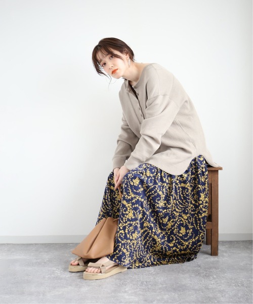 Bonum(ボナム)の「ヘムフレアマルチフラワースカート(スカート・レディース・ブラック/ネイビー/ピンク・FREE)」の9枚目の写真