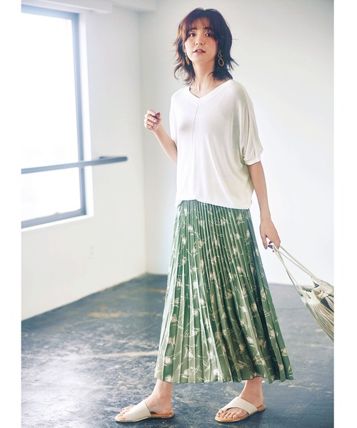 GeeRA（ジーラ）の「接触冷感！前後2WAYドルマンニット（ニット/セーター・レディース・ブラック/ベージュ/オフホワイト・LARGE/MEDIUM/XX-LARGE/X-LARGE）」の13枚目の写真