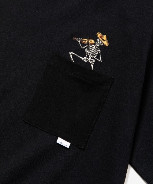 rehacer（レアセル）の「rehacer : Swinging Skull Pocket CS Made in Japan / スインギングスカル ポケットカットソー メイドインジャパン（Tシャツ/カットソー・メンズ・ホワイト/ブラック・SMALL/MEDIUM/LARGE/X-LARGE）」の4枚目の写真