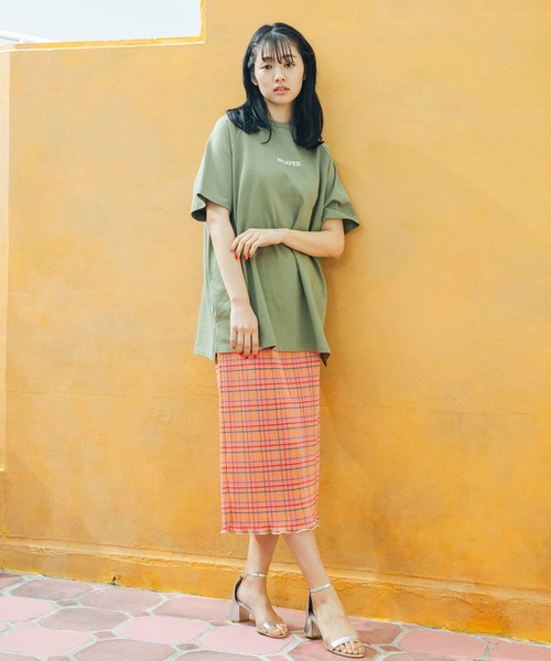 MILKFED.（ミルクフェド）の「RAGLAN BIG TUNIC（チュニック・レディース・ブラック/ベージュ/ライトグリーン/レッド/ネイビー・ONE SIZE）」の22枚目の写真