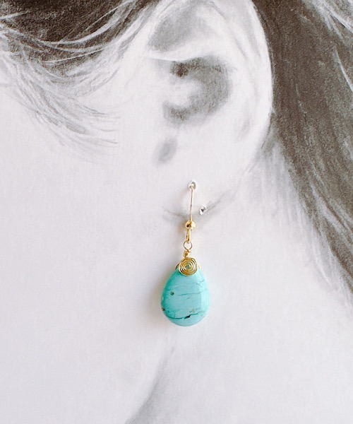 tone（トーン）の「【SPICY COLORS】Uzumakiピアス【サージカルステンレス】（ピアス（両耳用）・レディース・ターコイズブルー/グリーン/レッド/ホワイト/イエロー/ライトブルー/その他/ピンク/ワインレッド/パープル/グレー/ブラック/ライトピンク・FREE）」の16枚目の写真