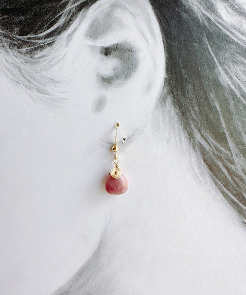 tone（トーン）の「【SPICY COLORS】Uzumakiピアス【サージカルステンレス】（ピアス（両耳用）・レディース・ターコイズブルー/グリーン/レッド/ホワイト/イエロー/ライトブルー/その他/ピンク/ワインレッド/パープル/グレー/ブラック/ライトピンク・FREE）」の21枚目の写真