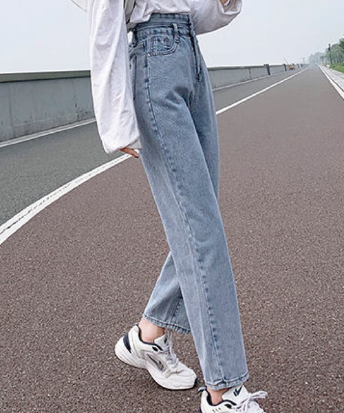 meJane（ミージェーン）の「ジップフライハイウエストルーズデニム（デニムパンツ・レディース・ブルー/ブラック・M/L/S）」の5枚目の写真