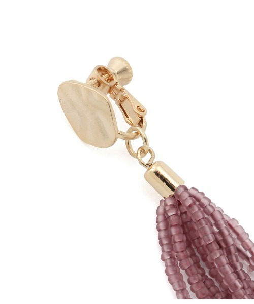 ROPE' PICNIC（ロペピクニック）の「マットビーズタッセルイヤリング（イヤリング・レディース・オレンジ系その他/オフホワイト/ダークパープル・FREE）」の6枚目の写真