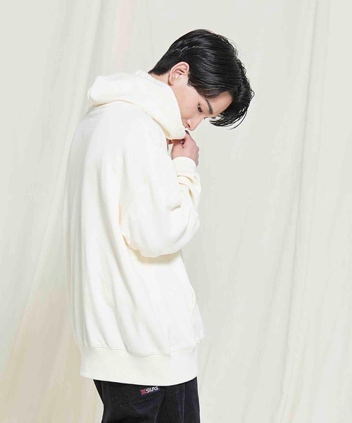 SILAS（サイラス）の「PRINT  BIG SWEAT HOODIE EMBOSSED LABEL LOGO（パーカー・メンズ・ネイビー/ブルー/ブラック/オフホワイト・SMALL/X-LARGE/MEDIUM/LARGE）」の6枚目の写真