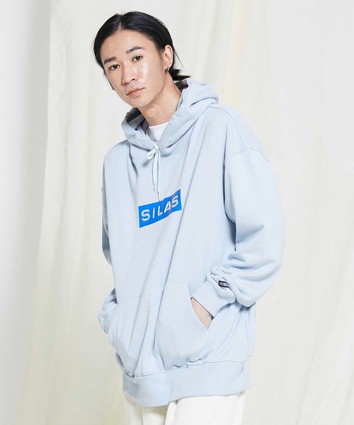 SILAS（サイラス）の「PRINT  BIG SWEAT HOODIE EMBOSSED LABEL LOGO（パーカー・メンズ・ネイビー/ブルー/ブラック/オフホワイト・SMALL/X-LARGE/MEDIUM/LARGE）」の11枚目の写真