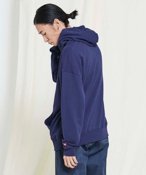 セール】PRINT BIG SWEAT HOODIE EMBOSSED LABEL LOGO（パーカー