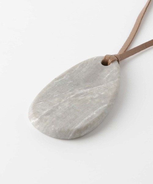 URBAN RESEARCH(アーバンリサーチ)の「ドロップネックレス(ネックレス・レディース・グレー/アイボリー・-)」の8枚目の写真