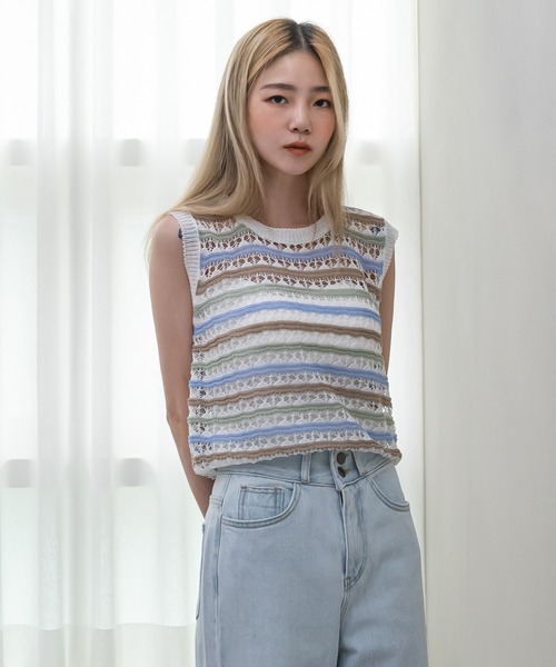 UNE MANSION（ユヌマンション）の「ハイウエストツーボタンラッパパンツ（デニムパンツ・レディース・ライトブルー/ブルー・SMALL/MEDIUM/LARGE）」の8枚目の写真