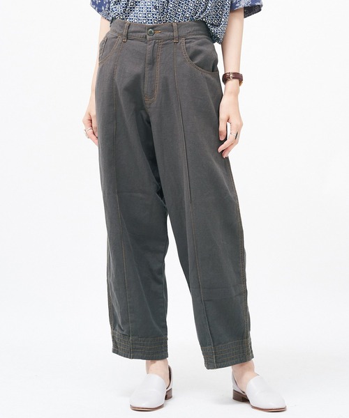 AS KNOW AS de base(アズノゥアズドゥバズ)の「綿麻おつまみステッチパンツ(その他パンツ・レディース・ブルー/グリーン/スミクロ・FREE)」の2枚目の写真