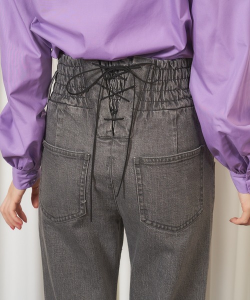 MIIA(ミーア)の「バックレースアップデニムパンツ(デニムパンツ・レディース・インディゴブルー/ブラック/グレー・FREE)」の7枚目の写真