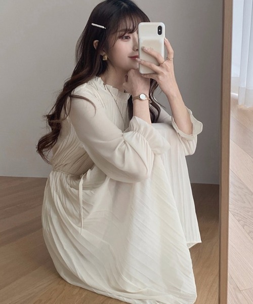 Lea sienna(リーシェンナ)の「シフォンプリーツミディ丈ワンピース(ワンピース・レディース・ブラック/オフホワイト・M/S/L/XL)」の15枚目の写真