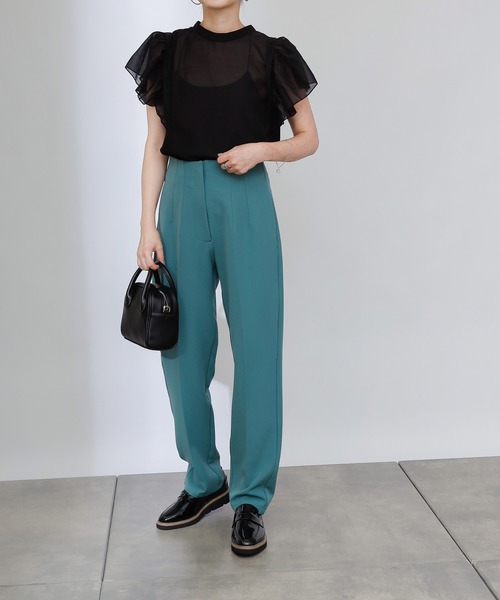 COLONY 2139(コロニートゥーワンスリーナイン)の「【WEB・一部店舗限定】肩フリルシアーブラウス(シャツ/ブラウス・レディース・グレイッシュベージュ/オフホワイト/ブラック/ライトベージュ・FREE)」の17枚目の写真