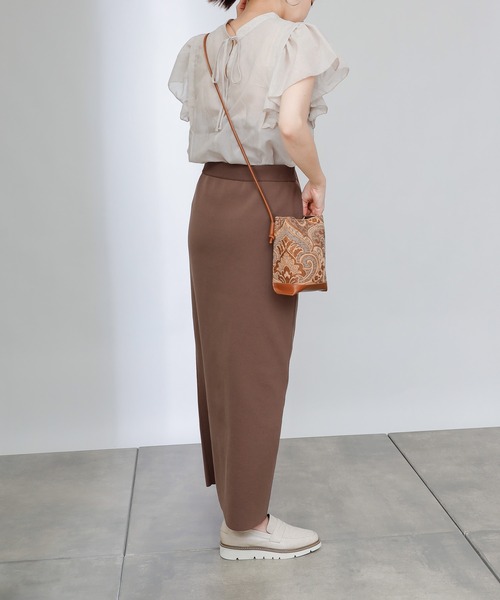 COLONY 2139(コロニートゥーワンスリーナイン)の「【WEB・一部店舗限定】肩フリルシアーブラウス(シャツ/ブラウス・レディース・グレイッシュベージュ/オフホワイト/ブラック/ライトベージュ・FREE)」の8枚目の写真