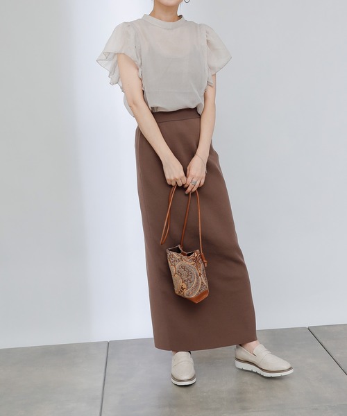 COLONY 2139(コロニートゥーワンスリーナイン)の「【WEB・一部店舗限定】肩フリルシアーブラウス(シャツ/ブラウス・レディース・グレイッシュベージュ/オフホワイト/ブラック/ライトベージュ・FREE)」の7枚目の写真