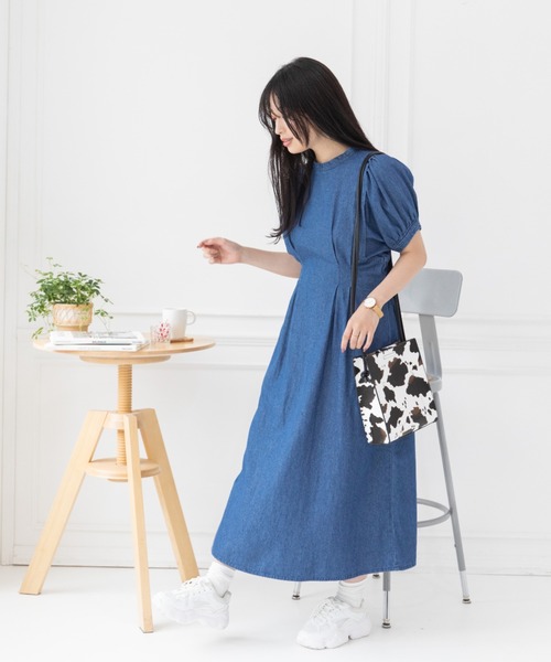 Mysa&Liina(ミーサリーナ)の「ウエストタックデニムワンピ(ワンピース・レディース・ブラック/インディゴブルー/ブルー・M)」の10枚目の写真