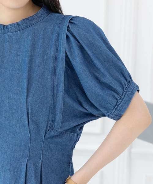 Mysa&Liina(ミーサリーナ)の「ウエストタックデニムワンピ(ワンピース・レディース・ブラック/インディゴブルー/ブルー・M)」の13枚目の写真