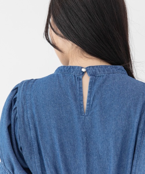 Mysa&Liina(ミーサリーナ)の「ウエストタックデニムワンピ(ワンピース・レディース・ブラック/インディゴブルー/ブルー・M)」の8枚目の写真