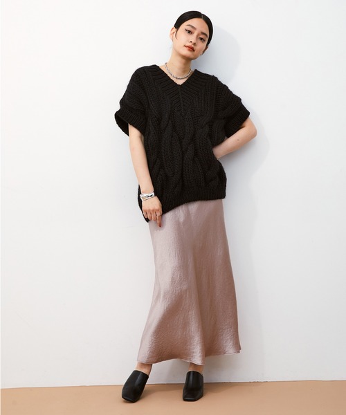 ADAM ET ROPE'（アダムエロペ）の「マーメイドラインサテンスカート（スカート・レディース・ホワイト/ブラック/ピンク・38/36）」の8枚目の写真