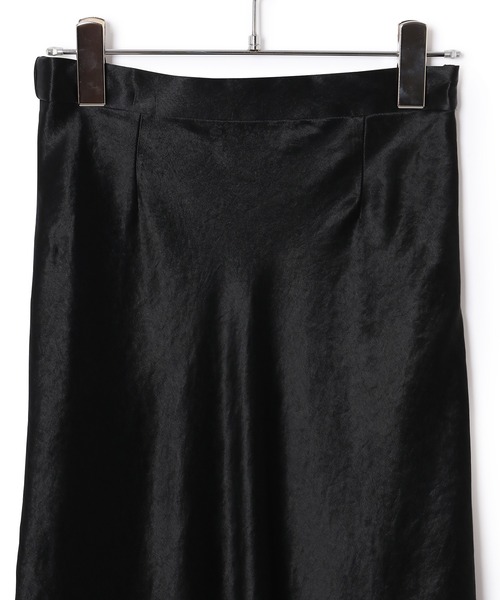ADAM ET ROPE'（アダムエロペ）の「マーメイドラインサテンスカート（スカート・レディース・ホワイト/ブラック/ピンク・38/36）」の11枚目の写真